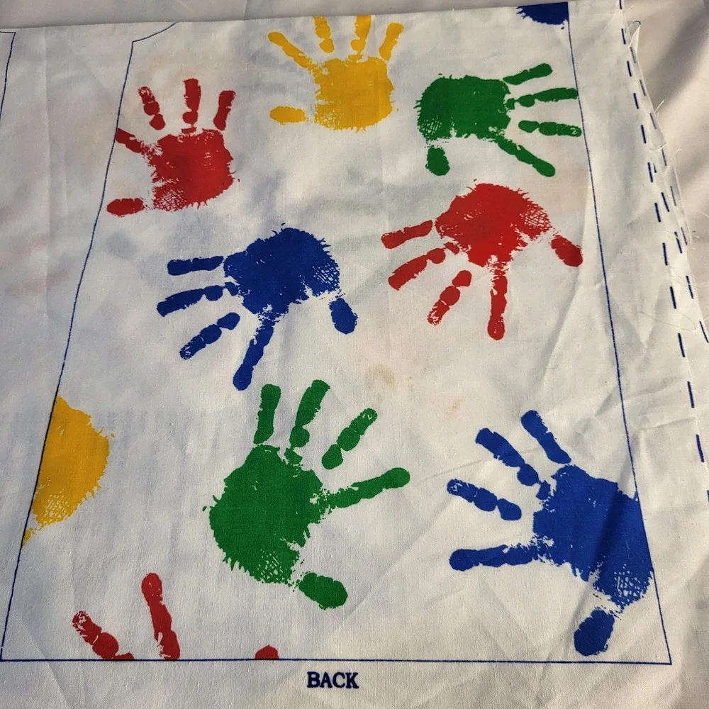 Vtg Sewing Fabric Young Kid's Cut & Sew Craft Smock Apron Finger Paints Cotton